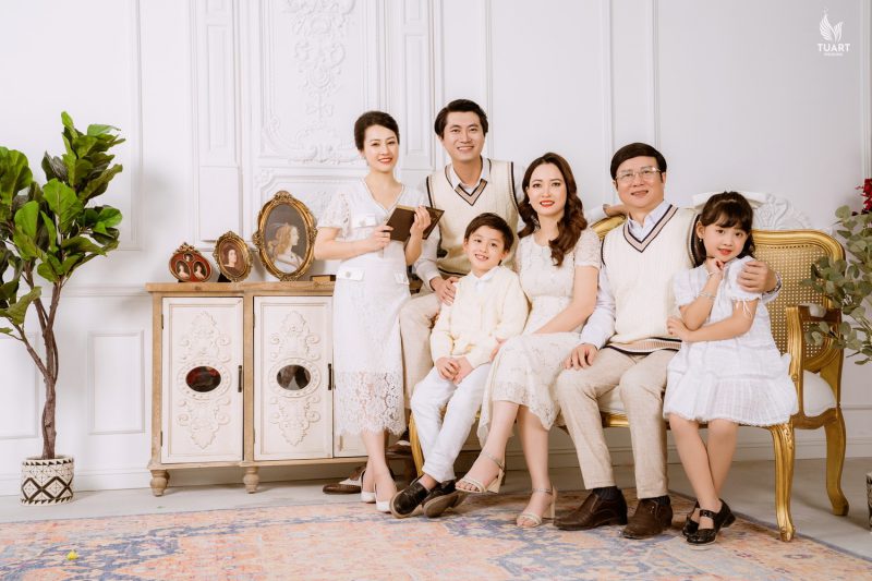 Chụp ảnh gia đình | Studio chụp ảnh gia đình đẹp ở Hà Nội 2023 - 2024