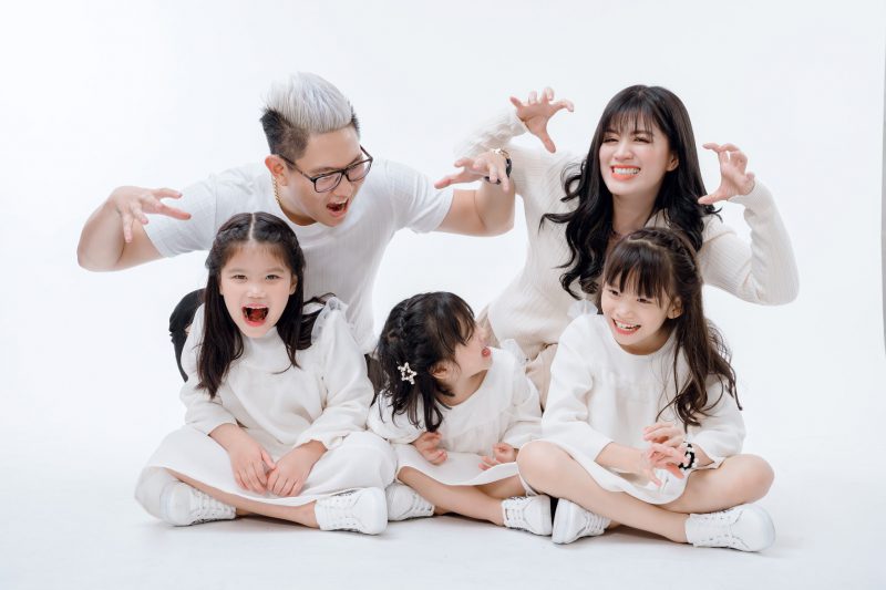 Chụp ảnh gia đình | Studio chụp ảnh gia đình đẹp ở Hà Nội 2023 - 2024