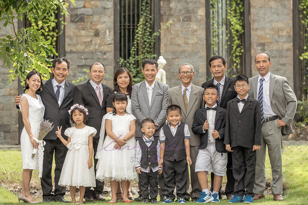 Tìm hiểu giá dịch vụ chụp ảnh gia đình đẹp ở Hà Nội hiện nay
